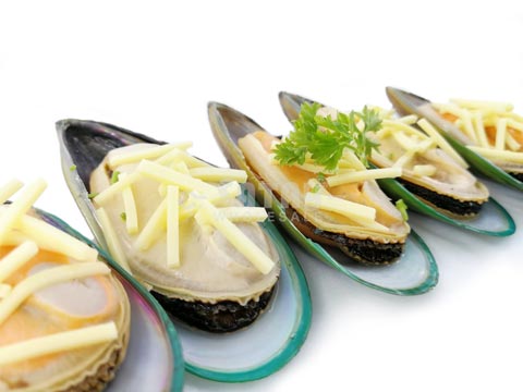Satay-Wholesale-Frankel-Half-Shell-Mussel-Singapore